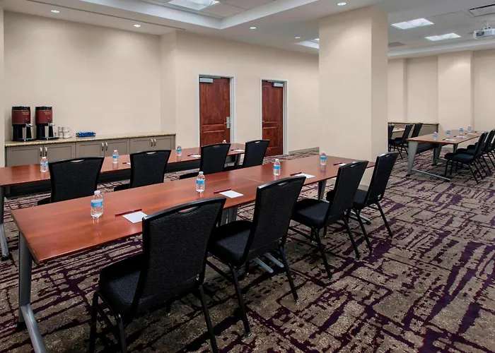 Residence Inn Alexandria Old Town South At Carlyle